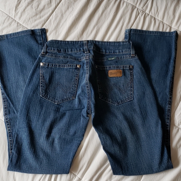 Wrangler Premium Patch jeans - Picture 2 of 9